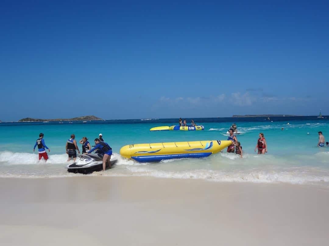 beach-activity beach-activity